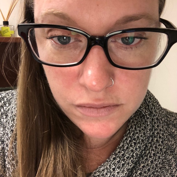 Meet your Posher, Staci - Picture 2 of 5